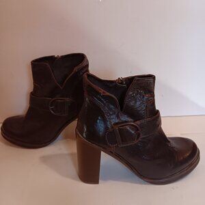 Jeffrey Campbell brown leather ankle boots